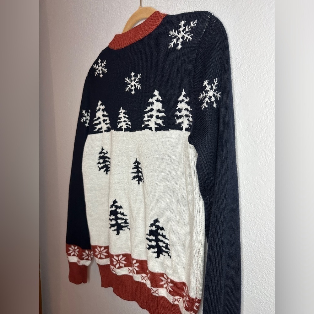 Tipsy Elves Merry Christmas Crew Neck Pullover Sweater Men’s Medium - Picture 10 of 11